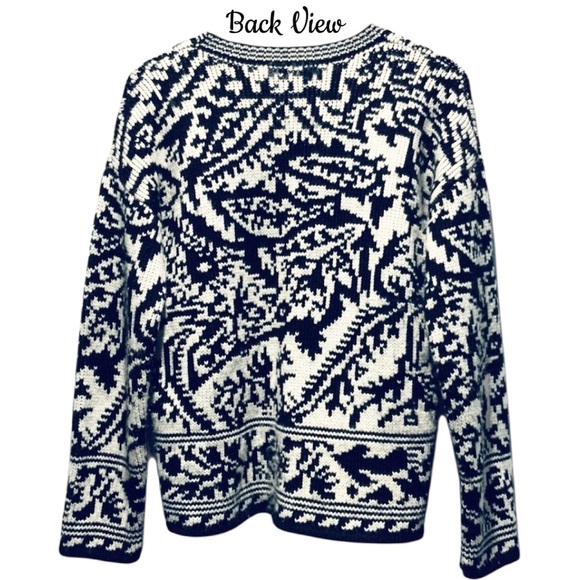 CREAMY WHITE & BLACK SWEATER / SIZE 38 - LIKE MEDIUM - Picture 3 of 12